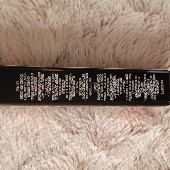 SCULPTITUDE 2-in-1 Lip Liner Watch Me Fly and Try to Stop Me - Half Magic - Picture 14 of 15